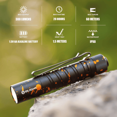 i5T EOS_x000D_ (Pumpkin Stains) OLIGHT 1 x 1.5V AA Alkaline _x000D_ Battery (Included)
