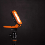 Swivel Pro
(Orange) OLIGHT 18650*2/3.7V/5200mAh/19.24Wh 
(Built-In)