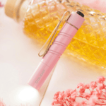 i3T 2 EOS_x000D_ (Sweet Pink) OLIGHT 1 x 1.5V AAA Alkaline _x000D_ Battery (Included)