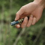 I3T EOS _x000D_ (Dream Blue) OLIGHT 1 x 1.5V AAA Alkaline _x000D_ Battery (Included)