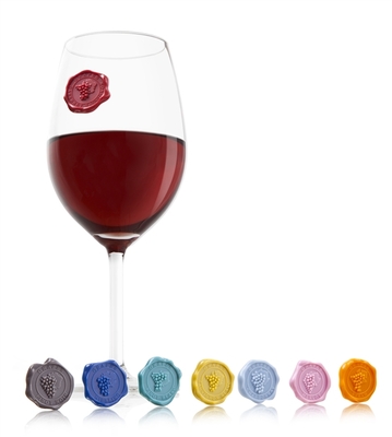 1886461 Vacu Vin 8-dielna súprava označovačov na vínové poháre Classic Grapes