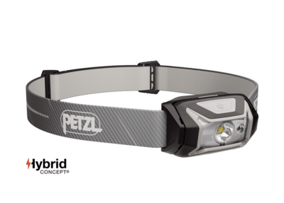 Petzl E067AB00 TIKKA® CORE Black nabíjateľná čelovka, čierna