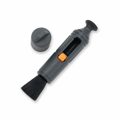 Carson CS-35 C6 Cleaner pero na čištění čoček s vysouvacím kartáčkem, suchý přípravek na nanočástice